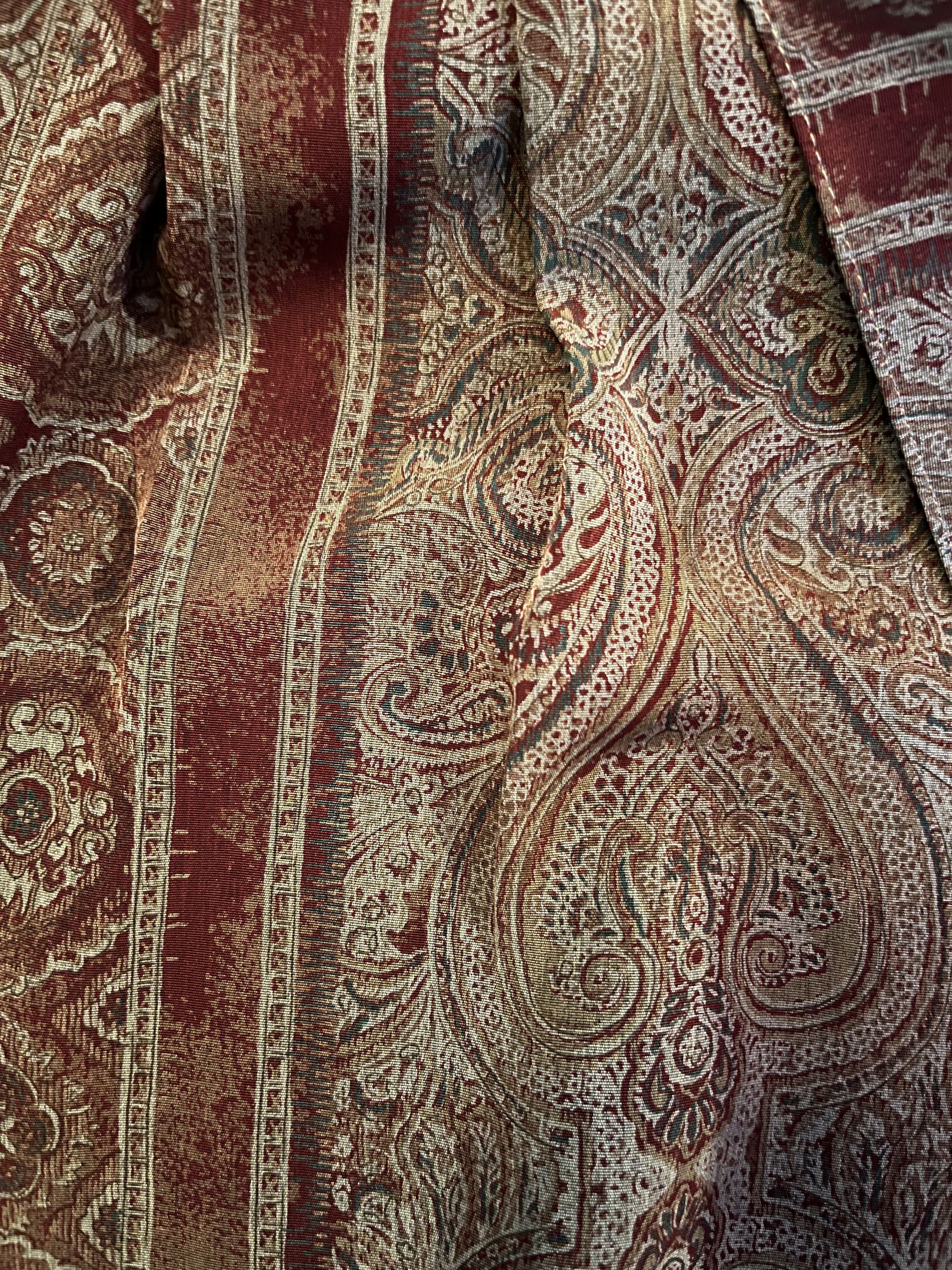 Garments: Why Wearing Second-Hand Clothing Still Makes Sense